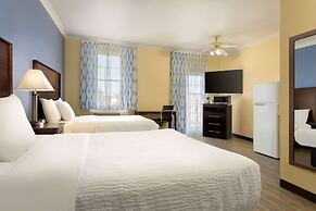 Days Inn & Suites by Wyndham Euless DFW Airport South