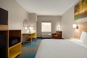 Days Inn & Suites by Wyndham Prattville-Montgomery