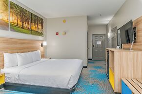 Days Inn & Suites by Wyndham Prattville-Montgomery