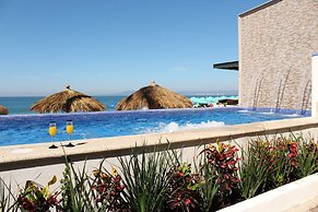 Vallarta Shores Beach Hotel