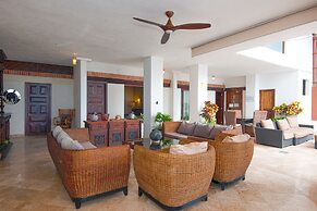Vallarta Shores Beach Hotel