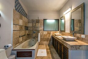 Vallarta Shores Beach Hotel