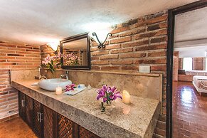 Vallarta Shores Beach Hotel