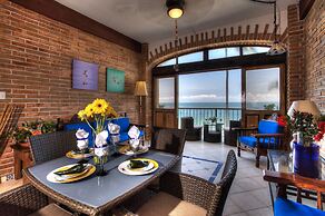 Vallarta Shores Beach Hotel
