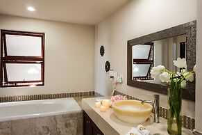 Vallarta Shores Beach Hotel
