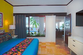 Vallarta Shores Beach Hotel