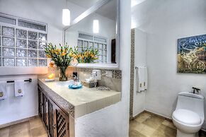 Vallarta Shores Beach Hotel