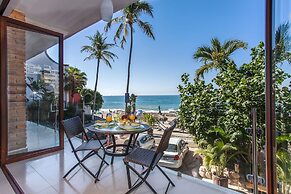 Vallarta Shores Beach Hotel