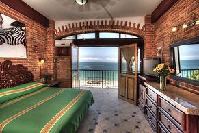 Vallarta Shores Beach Hotel
