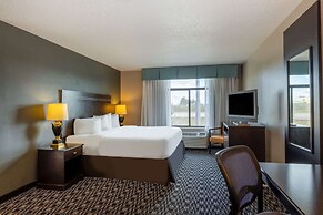 Wingate by Wyndham Gillette