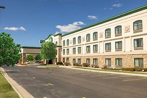 Wingate by Wyndham Gillette