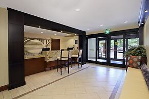 Staybridge Suites Tysons - McLean, an IHG Hotel