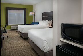 Holiday Inn Express & Suites Lawrence by IHG