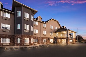 Red Roof Inn & Suites Omaha - Council Bluffs