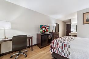 Red Roof Inn & Suites Omaha - Council Bluffs