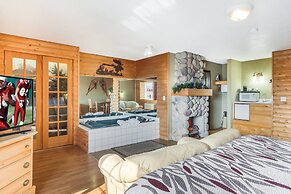 Red Roof Inn & Suites Omaha - Council Bluffs