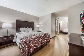 Red Roof Inn & Suites Omaha - Council Bluffs