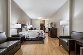 Red Roof Inn & Suites Omaha - Council Bluffs