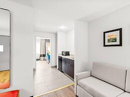Comfort Inn & Suites Bellevue - Omaha Offutt AFB