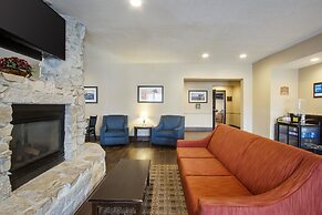 Comfort Inn & Suites Bellevue - Omaha Offutt AFB