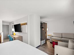 Comfort Inn & Suites Bellevue - Omaha Offutt AFB