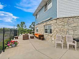 Comfort Inn & Suites Bellevue - Omaha Offutt AFB