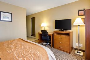 Comfort Inn & Suites Bellevue - Omaha Offutt AFB