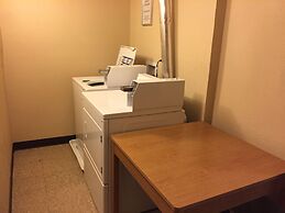 Knights Inn Grand Forks