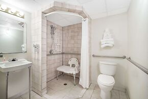 Knights Inn Grand Forks