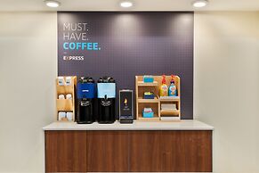 Holiday Inn Express & Suites Columbus Airport East by IHG