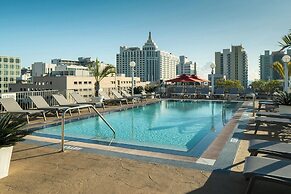 Courtyard by Marriott Miami Beach-South Beach