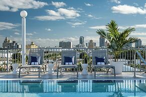 Courtyard by Marriott Miami Beach-South Beach