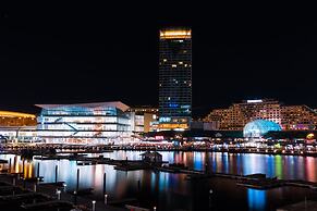 Metro Apartments on Darling Harbour - Sydney