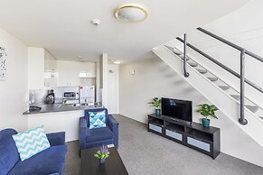 Metro Apartments on Darling Harbour - Sydney