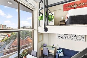 Metro Apartments on Darling Harbour - Sydney