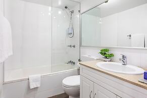 Metro Apartments on Darling Harbour - Sydney