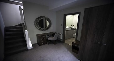 Best Western Chilworth Manor Hotel