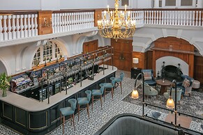 Best Western Chilworth Manor Hotel