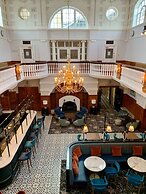 Best Western Chilworth Manor Hotel