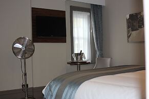 Best Western Chilworth Manor Hotel