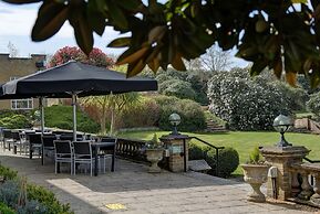 Best Western Chilworth Manor Hotel