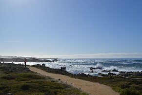 Monterey Peninsula Inn