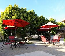 Monterey Peninsula Inn