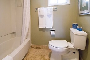 Monterey Peninsula Inn