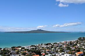 The Spencer Hotel by Castle