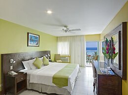 Coconut Court Beach Hotel