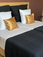 Axis Hotel