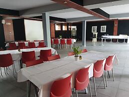 Axis Hotel