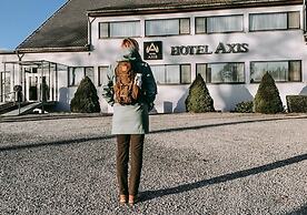 Axis Hotel