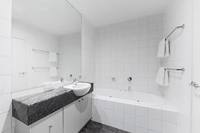 Adina Apartment Hotel Melbourne on Flinders